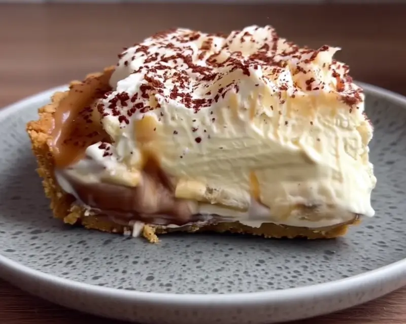 Classic Banoffee Pie: The Ultimate No-Bake Dessert 7 Design sans titre compressed 1