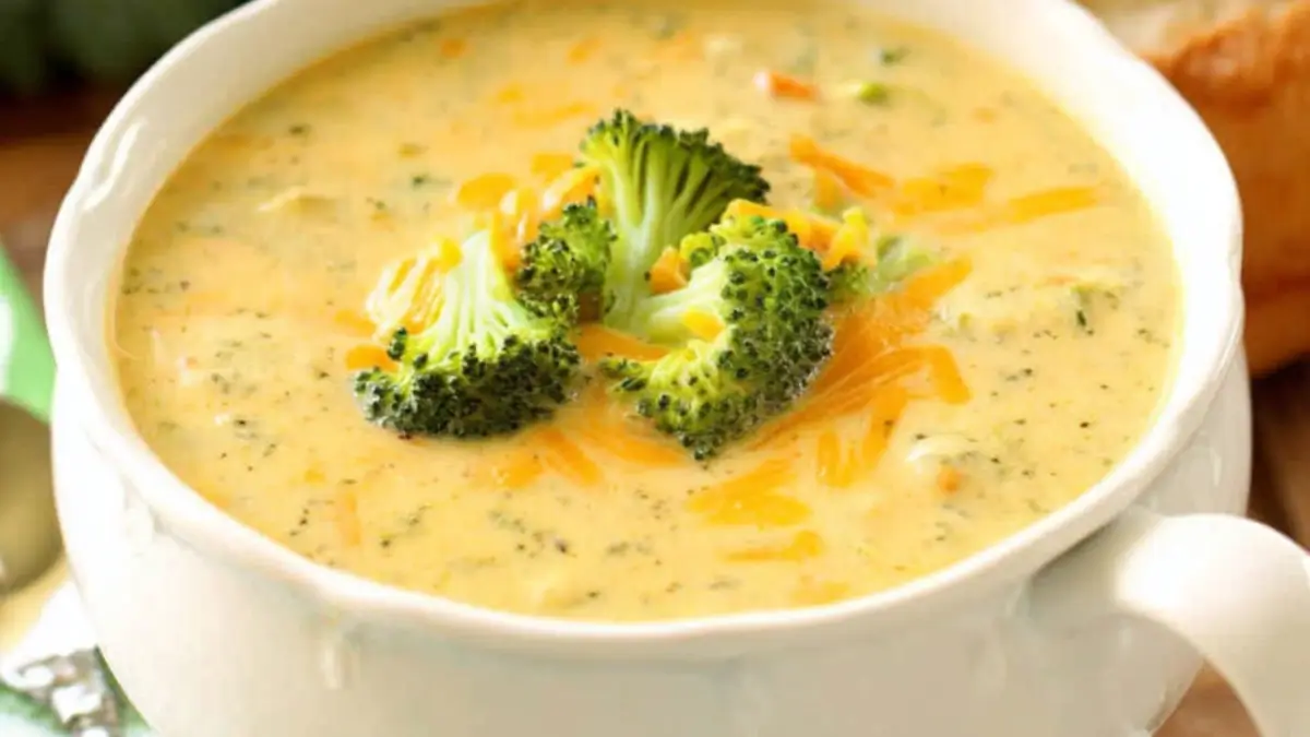 Easy Panera-Style Broccoli Cheddar Soup at Home 4 Crumbl Pumpkin Pie Cookies Copycat 80