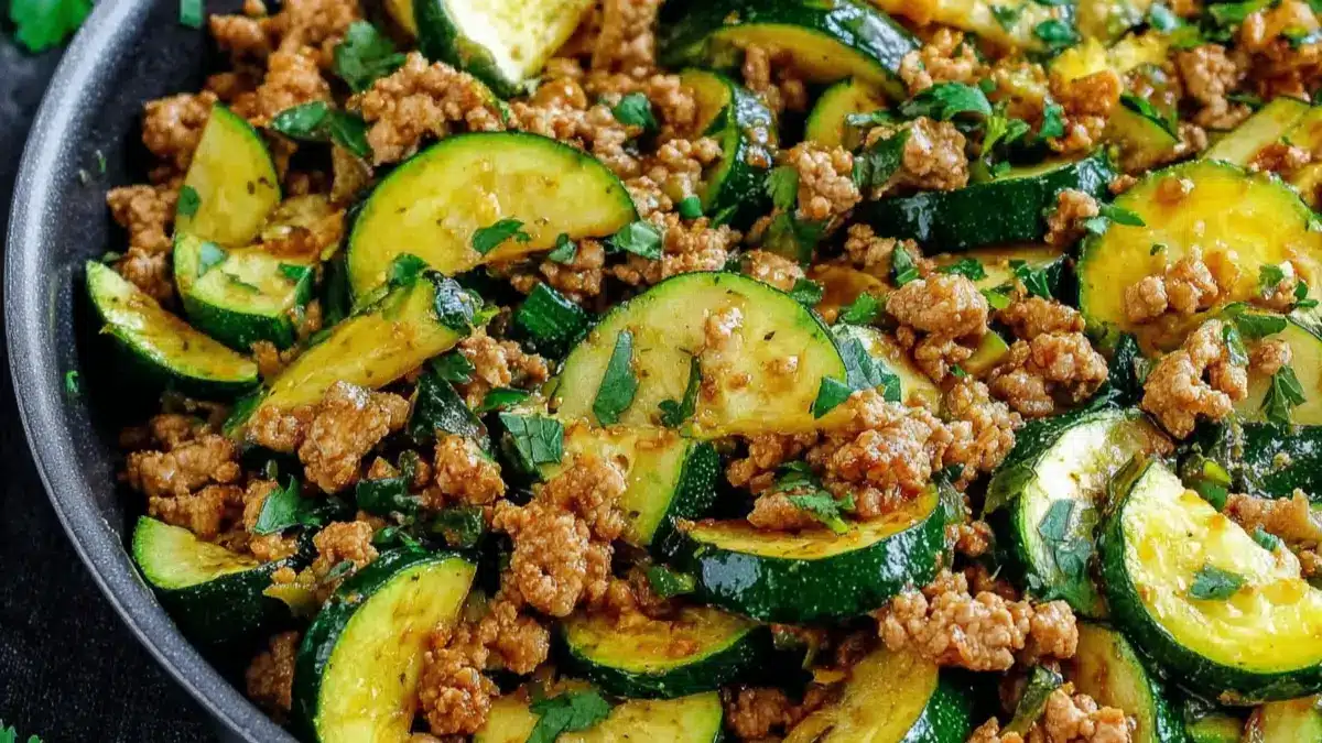 Healthy Ground Turkey and Zucchini Skillet 4 Crumbl Pumpkin Pie Cookies Copycat 8
