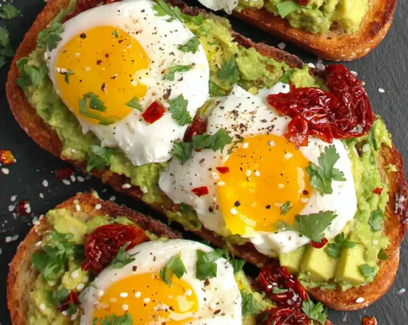 Ultimate Avocado Toast with Poached Egg 7 Design sans titre 28